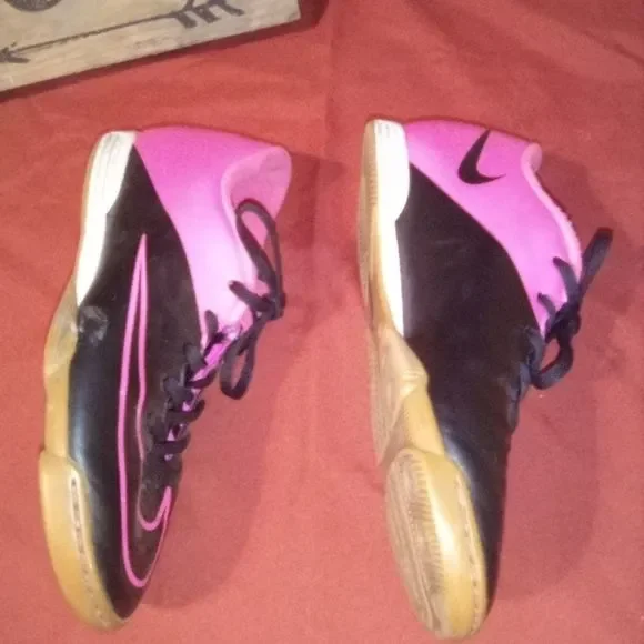 Nike Mercurial Indoor Shoes - Picture 3 of 7